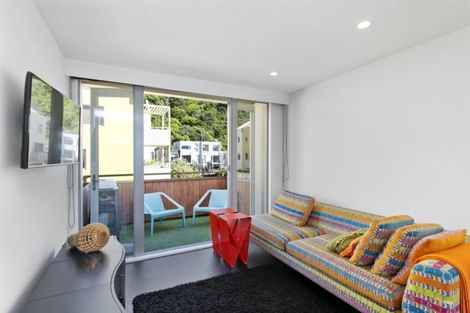 Photo of property in Marrakech Cafe, 15/305 Evans Bay Parade, Hataitai, Wellington, 6021
