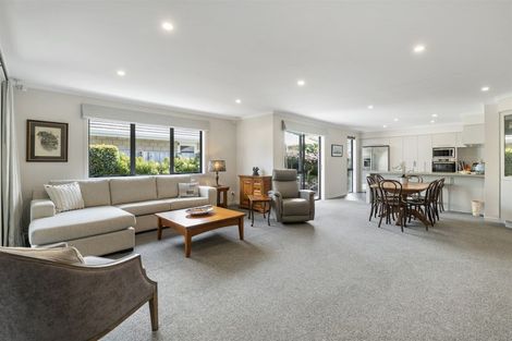 Photo of property in 14 Saltwood Lane, Bethlehem, Tauranga, 3110