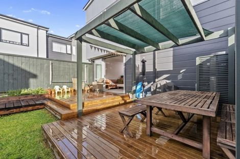 Photo of property in 10 Weta Road, Hobsonville, Auckland, 0616
