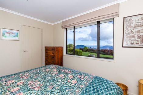 Photo of property in 172 Hill View Drive, Acacia Bay, Taupo, 3385