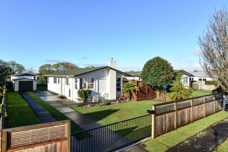 Photo of property in 12 Katherine Place, Melville, Hamilton, 3206