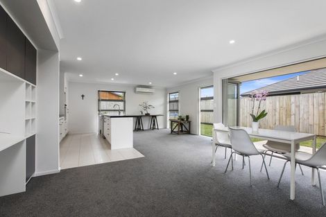 Photo of property in 23 Tuaia Street, Pyes Pa, Tauranga, 3112