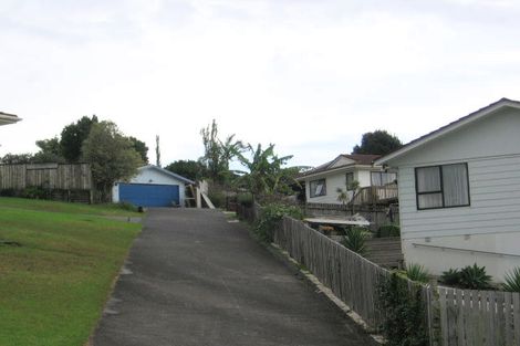 Photo of property in 72 Sunvue Road, Glen Eden, Auckland, 0602