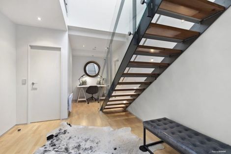 Photo of property in Sanctum Apartment, 10 Ebor Street, Te Aro, Wellington, 6011