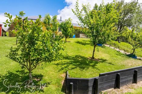 Photo of property in 16 Nikau Lane, Maungaturoto, 0520