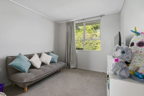 Photo of property in 30 Wallace Road, Mangere Bridge, Auckland, 2022