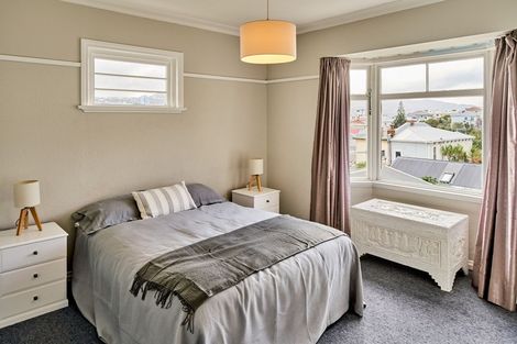 Photo of property in 75a Pirie Street, Mount Victoria, Wellington, 6011