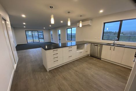 Photo of property in 22 Karearea Avenue, Kenepuru, Porirua, 5022