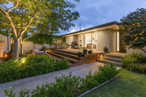 Photo of property in 27 Hinewa Road, Otumoetai, Tauranga, 3110