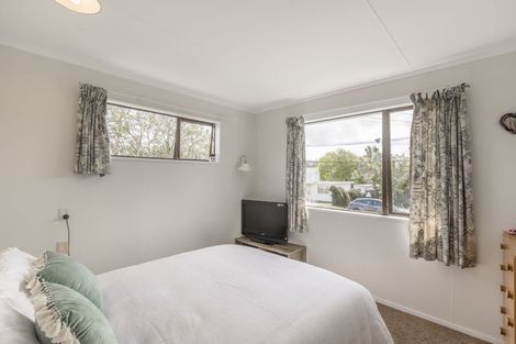 Photo of property in 36 Anaru Street, Raumati Beach, Paraparaumu, 5032