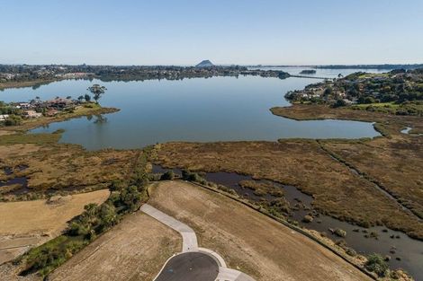 Photo of property in 35 Tangaroa Place, Poike, Tauranga, 3112