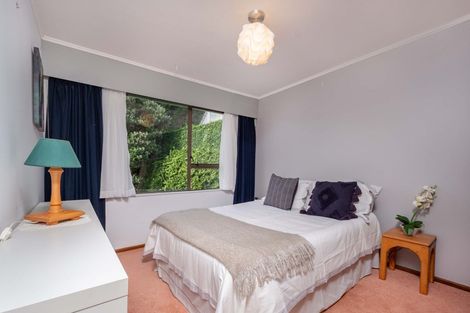 Photo of property in 54 Woodman Drive, Tawa, Wellington, 5028