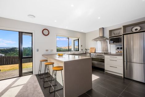 Photo of property in 84 Te Puia Drive, Aotea, Porirua, 5024