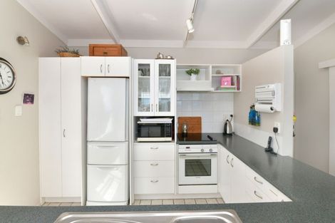 Photo of property in 1/34 Totara Road, Stanmore Bay, Whangaparaoa, 0932