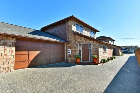 Photo of property in 30a Riverside Road, Orewa, 0931