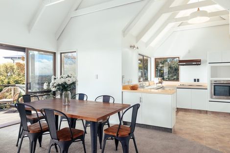 Photo of property in 68 Cannon Hill Crescent, Mount Pleasant, Christchurch, 8081