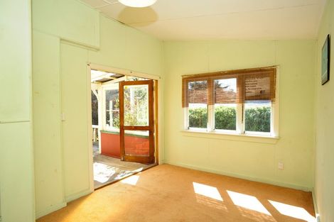 Photo of property in 4 Marine Drive, Diamond Harbour, 8972