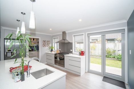 Photo of property in 32 Liberty Grove, Kelvin Grove, Palmerston North, 4414
