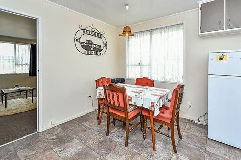 Photo of property in 434 Roscommon Road, Clendon Park, Auckland, 2103