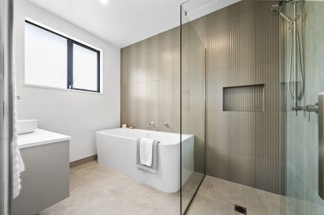 Photo of property in 3 Harrier Lane, Marshland, 8051