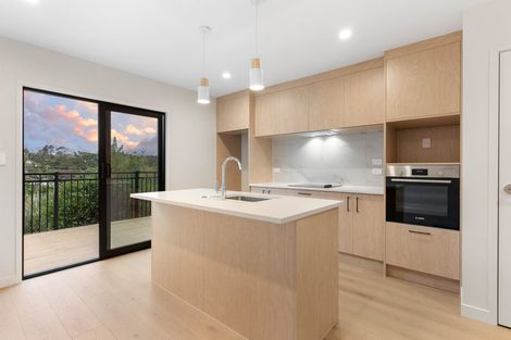 Photo of property in 27 Awhi Lane, Massey, 0614