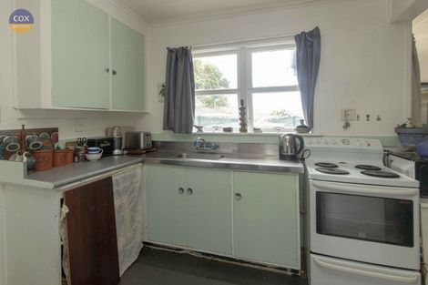 Photo of property in 33 Shakespeare Road, Bluff Hill, Napier, 4110