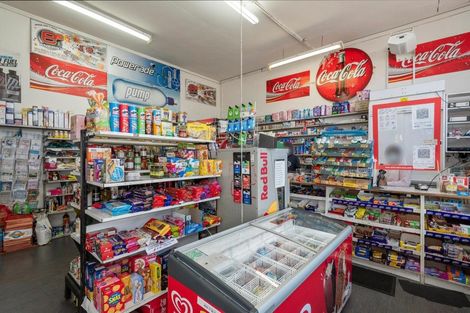 Photo of property in 18 Old Lake Road, Narrow Neck, Auckland, 0624