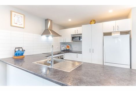 Photo of property in 34 Roberts Road, Hei Hei, Christchurch, 8042