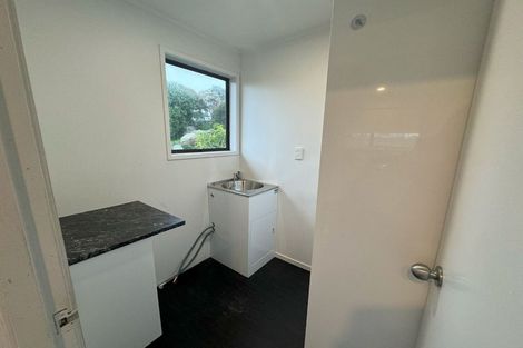 Photo of property in 13 Lendenfeld Drive, Papatoetoe, Auckland, 2025