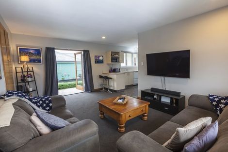 Photo of property in 8 Lake Terrace Road, Burwood, Christchurch, 8061