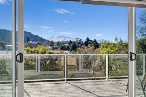 Photo of property in 2 Kowhai Way, Ohakune, 4625