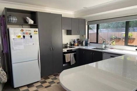 Photo of property in 65 Leighton Avenue, Waiwhetu, Lower Hutt, 5010