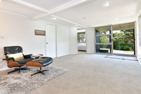Photo of property in 27 Scott Road, Stanmore Bay, Whangaparaoa, 0932