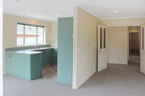 Photo of property in 8 Malthouse Lane, Heathcote Valley, Christchurch, 8022