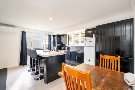 Photo of property in 44 Ocean Beach Road, Bluff, 9814