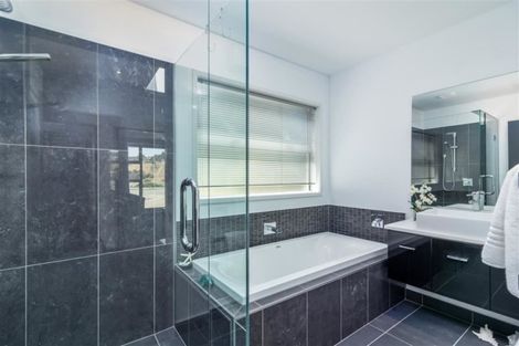 Photo of property in 47 Shalamar Drive, Cashmere, Christchurch, 8022