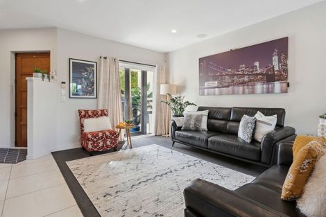 Photo of property in Point Ridge, 10/130 Gills Road, Albany Heights, Auckland, 0632