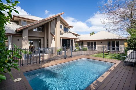 Photo of property in 5 Cooper Crescent, Cambridge, 3434