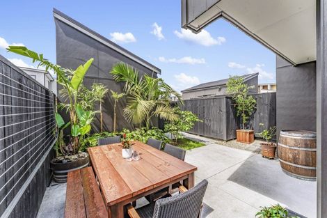 Photo of property in 10 Walter Merton Road, Hobsonville, Auckland, 0616