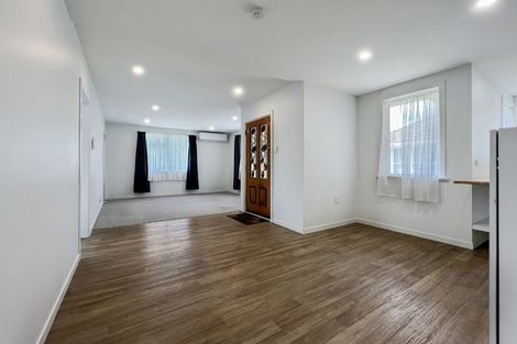 Photo of property in 126 Castor Crescent, Cannons Creek, Porirua, 5024