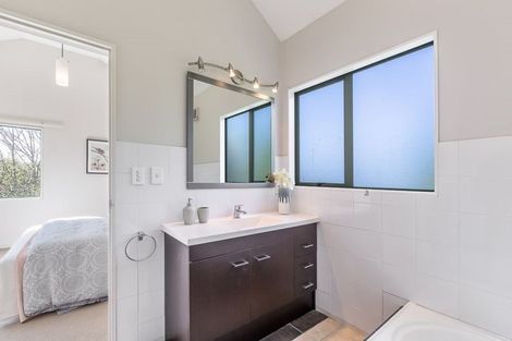 Photo of property in 123 Bushlands Park Drive, Albany, Auckland, 0632