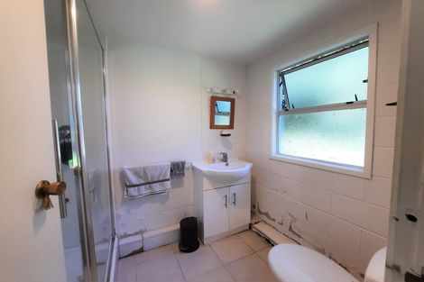 Photo of property in 1/27 Shanaway Rise, Hillcrest, Auckland, 0627