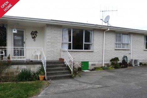 Photo of property in 2/5 Danvers Street, Havelock North, 4130