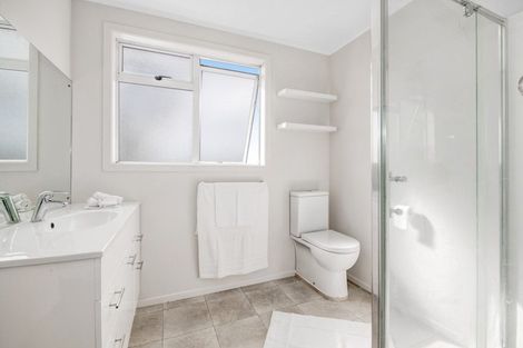 Photo of property in 6 Nelson Street, Helensville, 0800