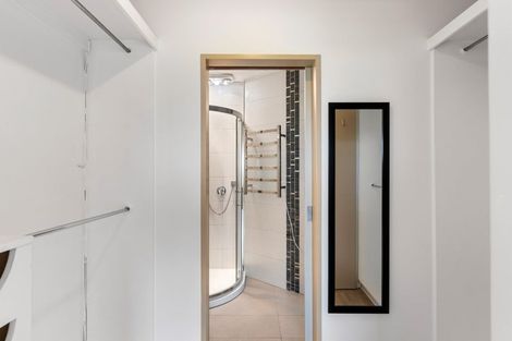 Photo of property in 2/8 City View Terrace, Birkenhead, Auckland, 0626