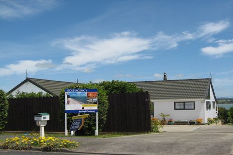 Photo of property in 161 Torkar Road, Clarks Beach, 2122