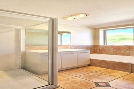 Photo of property in 36 Pateke Drive, Takanini, 2112