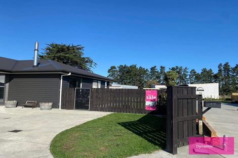 Photo of property in 15 George Street, Bulls, 4818