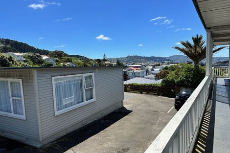 Photo of property in 327 Adelaide Road, Newtown, Wellington, 6021