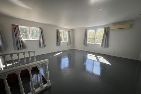 Photo of property in 23 Red Hills Road, Massey, Auckland, 0614